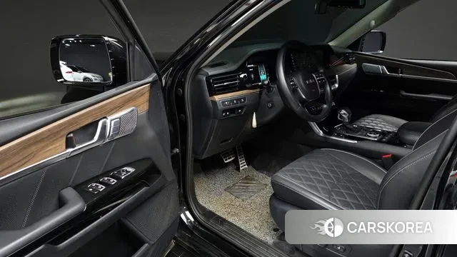 Kia Mohave Master 2023 Черный из Кореи, фото 2