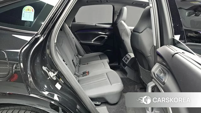 Audi Q5 (80A) 2025 Черный из Кореи, фото 2