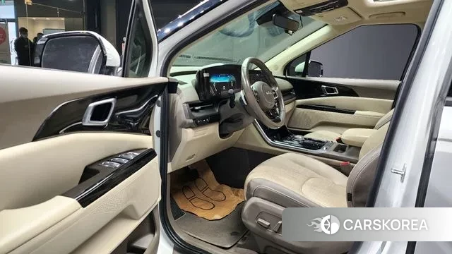 Kia Carnival 4th generation 2022 Белый из Кореи, фото 2