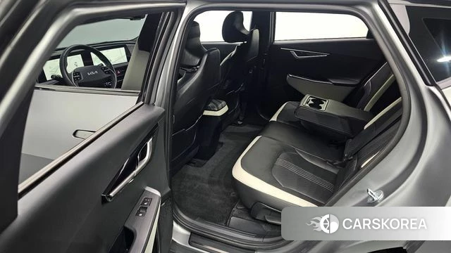 Kia EV6 2022 Серый из Кореи, фото 2