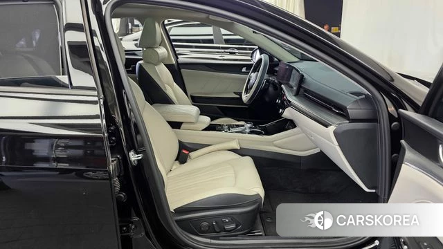 Kia The New K5 3rd generation 2023 Черный из Кореи, фото 2