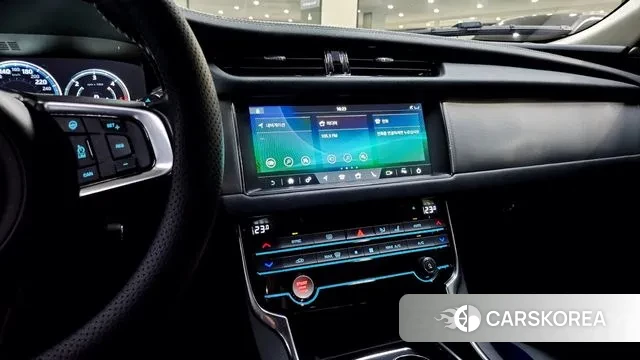 Jaguar XF (X260) 2019 Серый из Кореи, фото 2