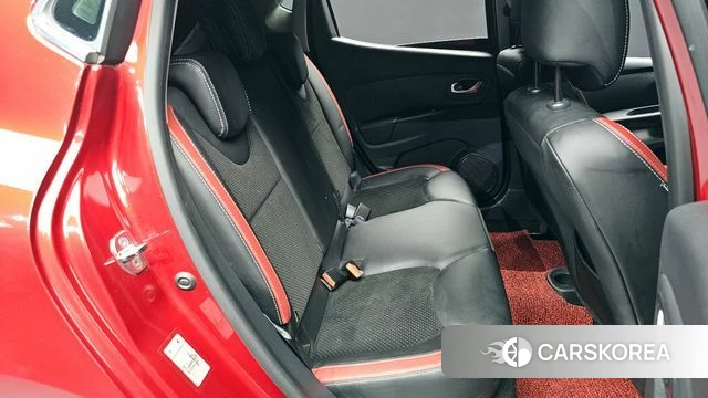 Renault Korea (Samsung) Clio 2019 Красный из Кореи, фото 2
