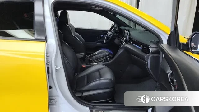 Hyundai Veloster (JS) 2020 Желтый из Кореи, фото 2