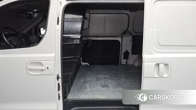 Hyundai The New Grand Starex 2019 Белый из Кореи, фото 2