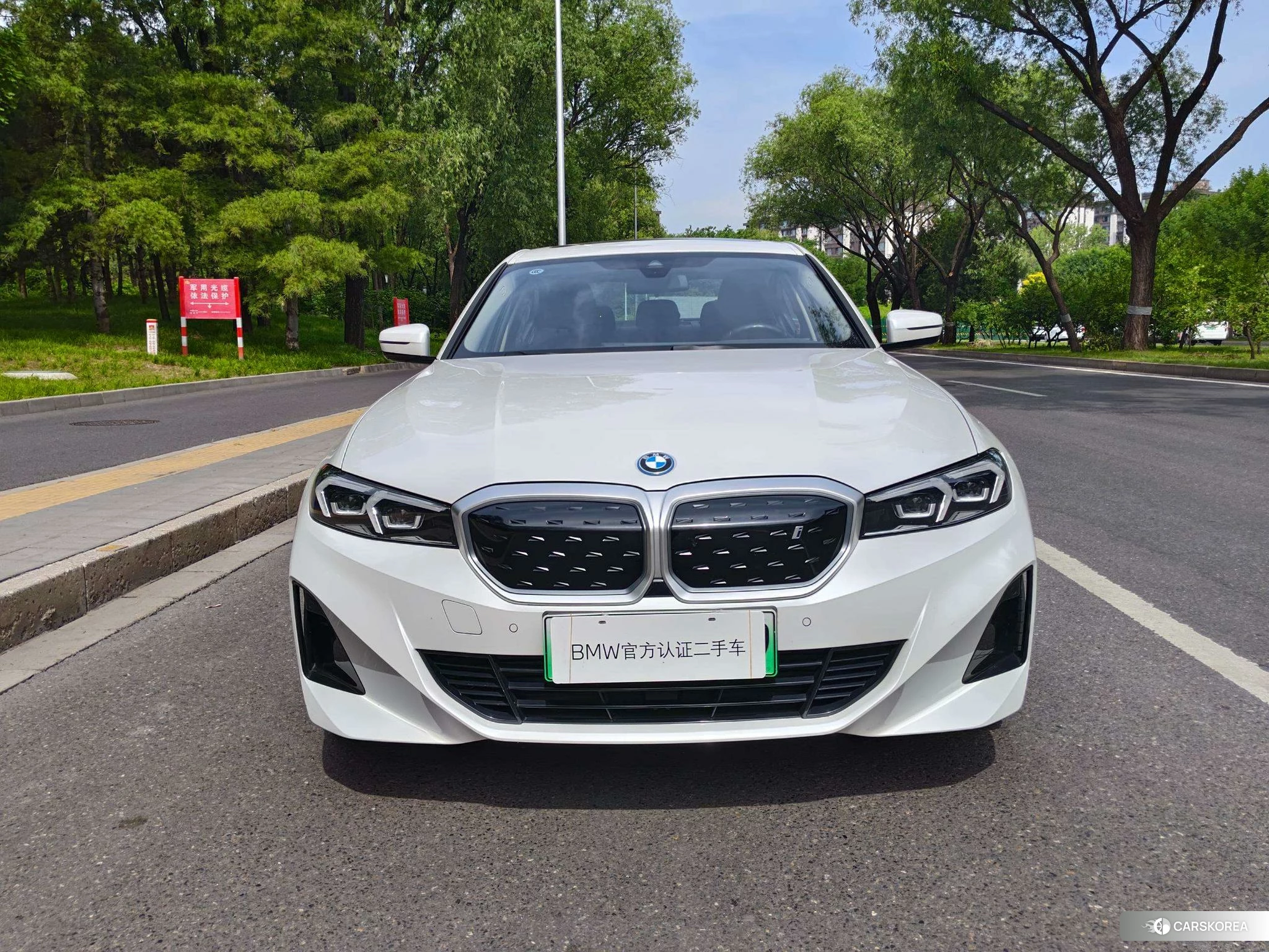 BMW i3 2022 Белый из Китая, фото 2