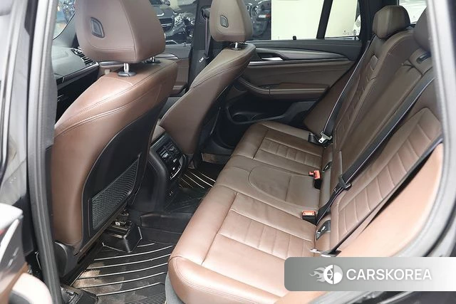 BMW X3 (G01) 2022 Черный из Кореи, фото 2