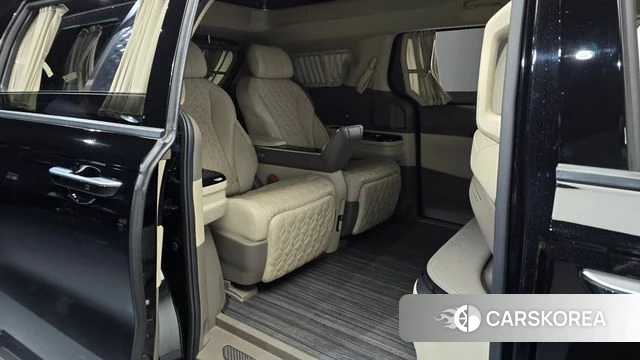 Kia Carnival 4th generation 2022 Черный из Кореи, фото 2