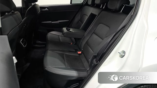 Kia Sportage The Bold 2021 Белый из Кореи, фото 2