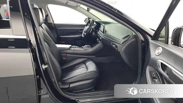 Hyundai Sonata (DN8) 2022 Черный из Кореи, фото 2