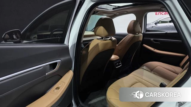 Hyundai Sonata D Edge Hybrid (DN8) 2024 Белый из Кореи, фото 2