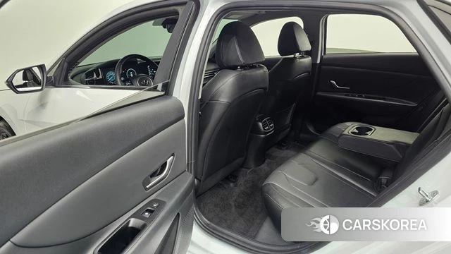 Hyundai Avante (CN7) 2023 Белый из Кореи, фото 2