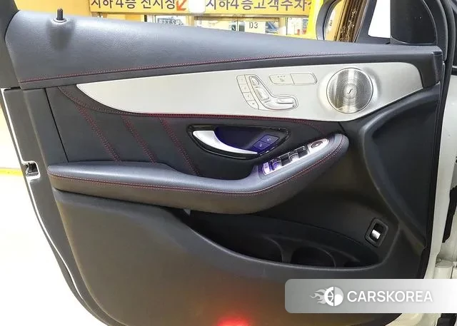 Mercedes-Benz GLC-Class X253 2021 Белый из Кореи, фото 2