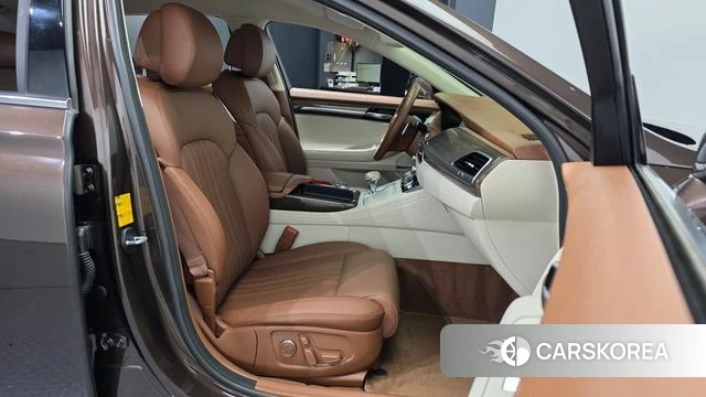Genesis G90 2021 Коричневый из Кореи, фото 2