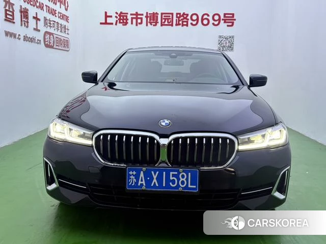 BMW 5 series 2022 Черный из Китая, фото 2