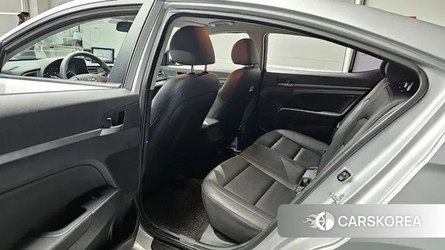 Hyundai Avante AD 2018 Серебряный из Кореи, фото 2