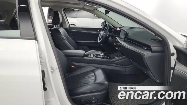 Kia The New K5 3rd generation 2024 Белый из Кореи, фото 2