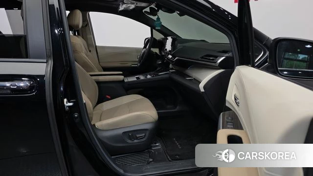 Toyota Sienna 4th Generation 2024 Черный из Кореи, фото 2