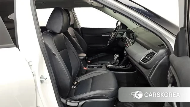 Kia The New Seltos 2023 Белый из Кореи, фото 2