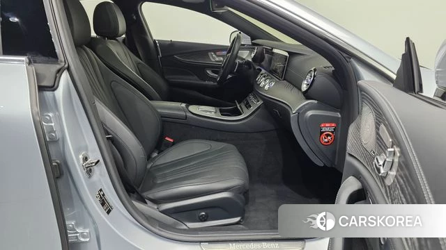 Mercedes-Benz CLS-Class C257 2022 Серебряный из Кореи, фото 2