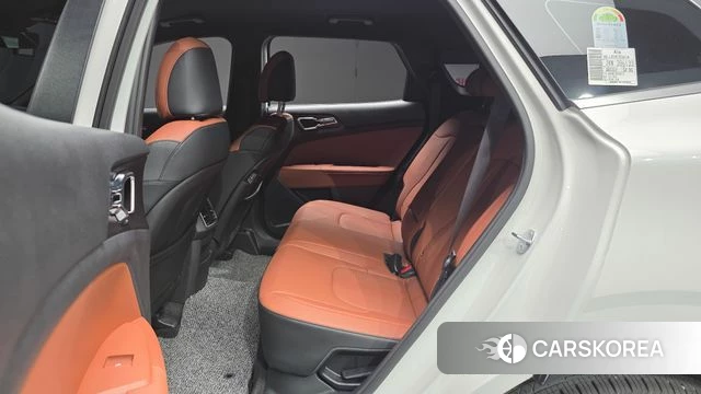 Kia The New Sportage 5th Generation Hybrid 2025 Белый из Кореи, фото 2