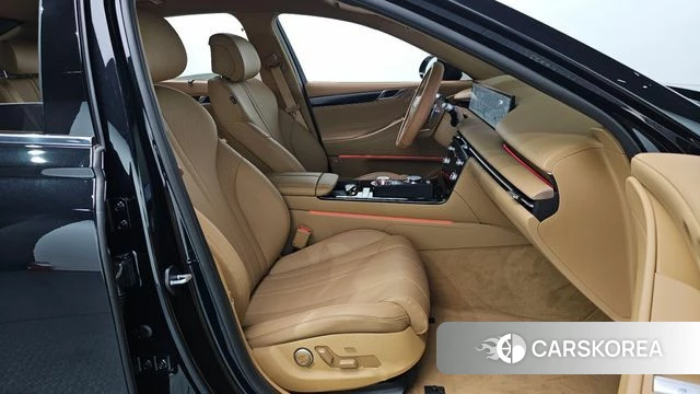 Genesis G80 (RG3) 2026 Черный из Кореи, фото 2