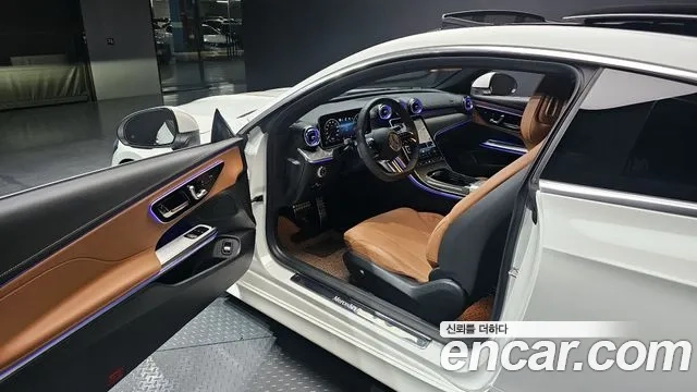 Mercedes-Benz CLE-Class C236 2024 Белый из Кореи, фото 2