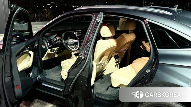 Audi Q5 (FY) 2022 Серый из Кореи, фото 2