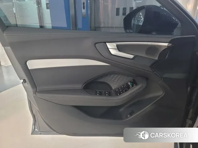 Audi A5 (B10) 2025 Серый из Кореи, фото 2