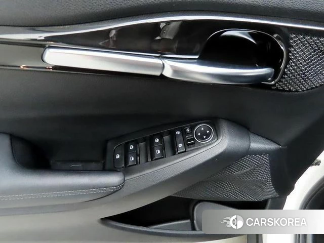 Kia Seltos 2021 Белый из Кореи, фото 2