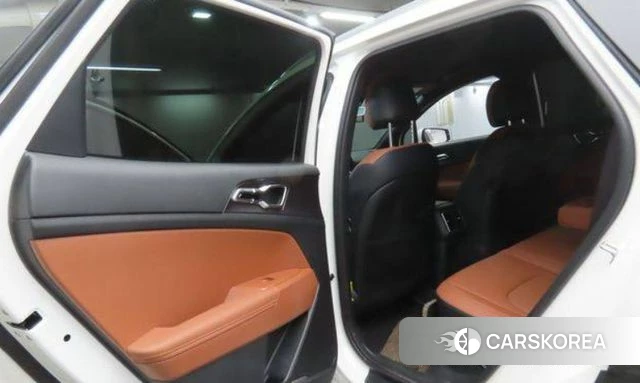 Kia The New Sportage 5th Generation Hybrid 2024 Белый из Кореи, фото 2