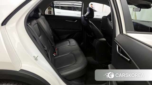 Kia Di Ol Nu Niro 2022 Белый из Кореи, фото 2