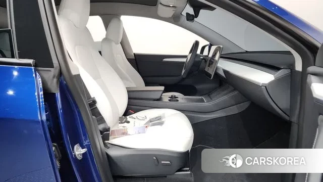 Tesla Model Y 2024 Синий из Кореи, фото 2