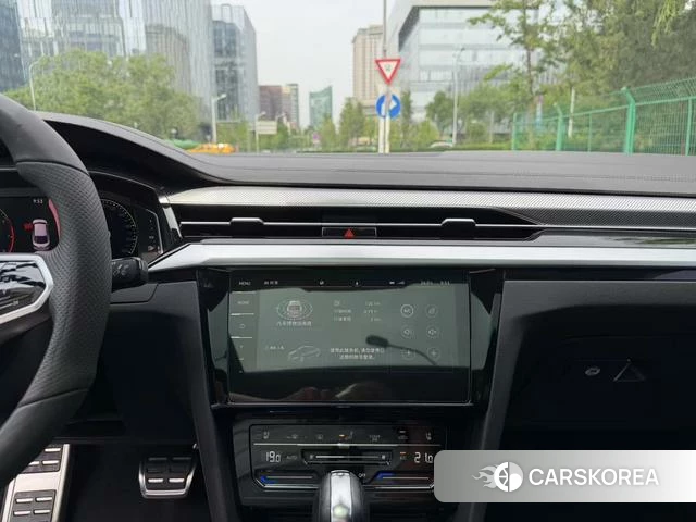 Volkswagen CC 2022 Белый из Китая, фото 2