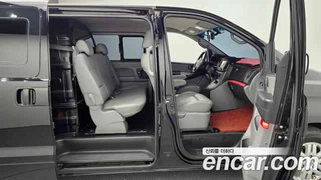 Hyundai The New Grand Starex 2019 Черный из Кореи, фото 2