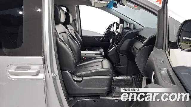 Hyundai Staria id 2304515 из Кореи 2