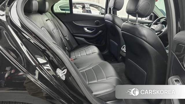Mercedes-Benz C-Class W205 2019 Черный из Кореи, фото 2