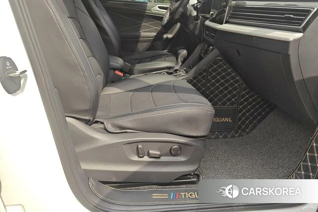 Volkswagen Tiguan L 2023 Белый из Китая, фото 2