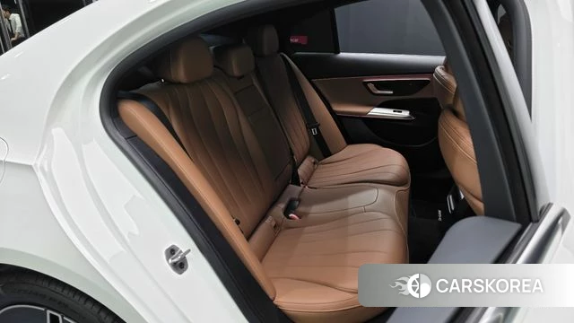 Mercedes-Benz E-Class W214 2026 Белый из Кореи, фото 2