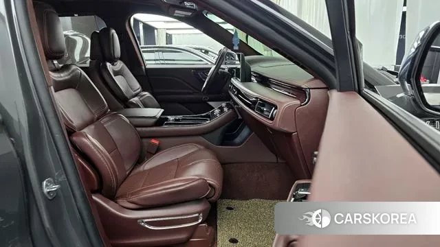 Lincoln Aviator 2nd generation 2020 Серый из Кореи, фото 2