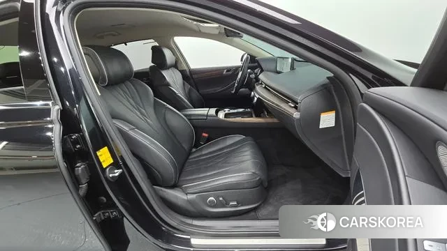 Genesis Electrified G80 (RG3) 2022 Черный из Кореи, фото 2