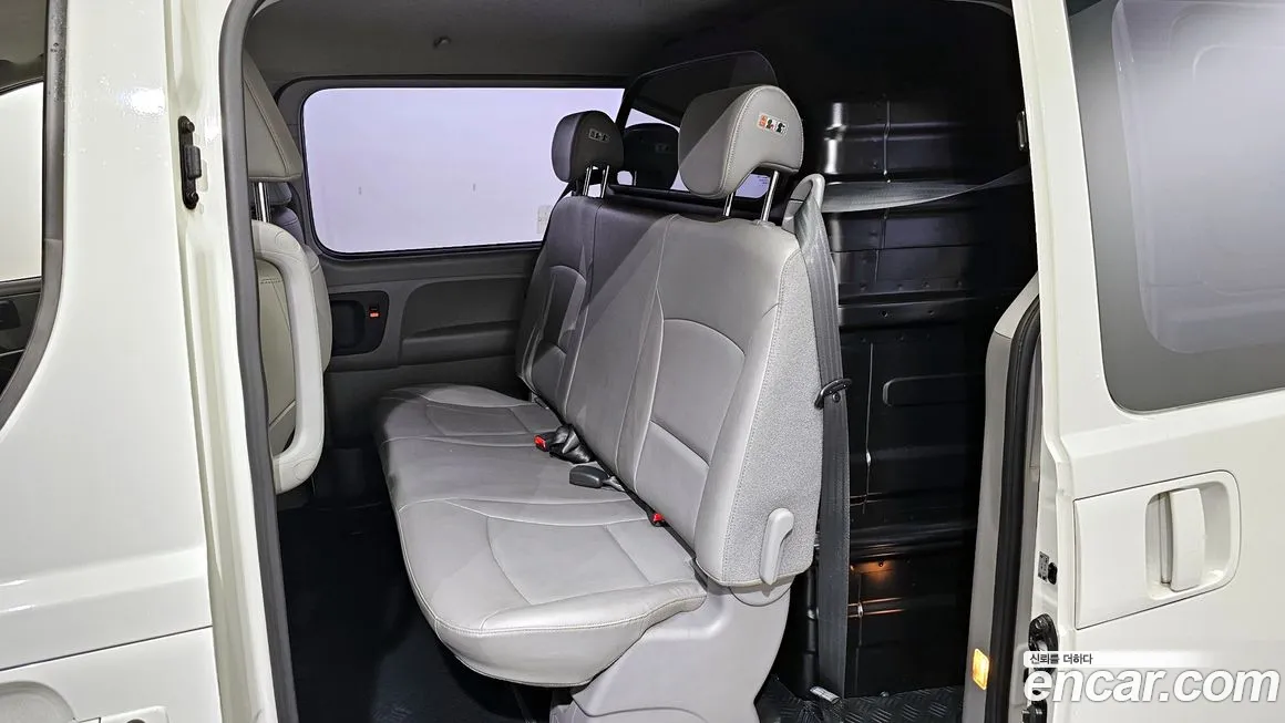 Hyundai The New Grand Starex 2019 Белый из Кореи, фото 2