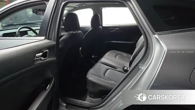 Kia Sportage 5th Generation Hybrid 2024 Серый из Кореи, фото 2