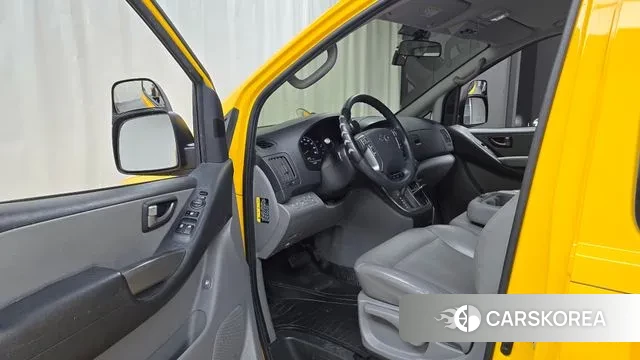 Hyundai The New Grand Starex 2018 Желтый из Кореи, фото 2