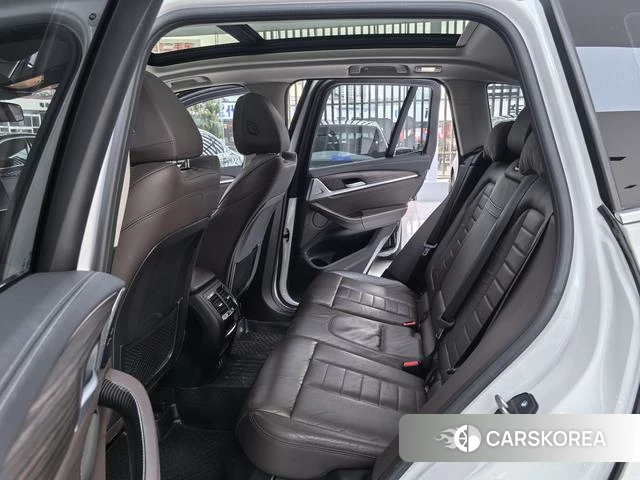 BMW X3 2021 Белый из Китая, фото 2