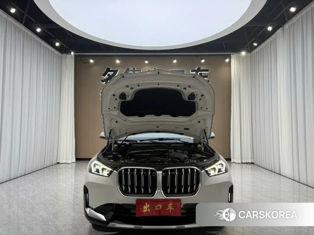 BMW X1 2023 Белый из Китая, фото 2