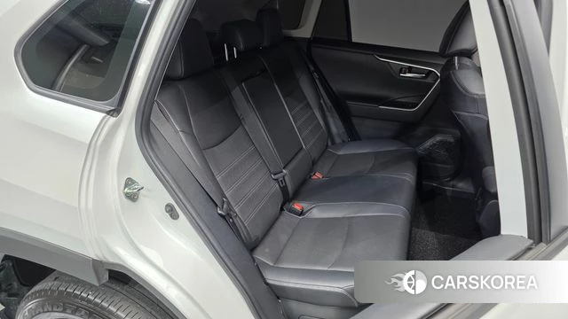 Toyota RAV4 5th Generation 2024 Белый из Кореи, фото 2