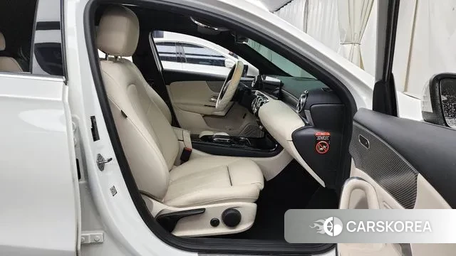 Mercedes-Benz A-Class W177 2021 Белый из Кореи, фото 2