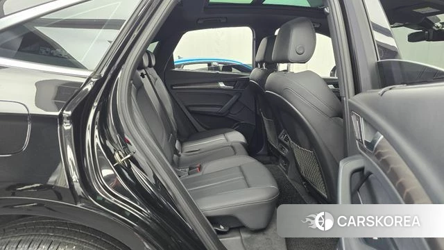 Audi Q5 (FY) 2023 Черный из Кореи, фото 2