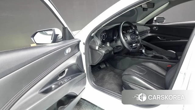Hyundai Avante (CN7) 2022 Белый из Кореи, фото 2